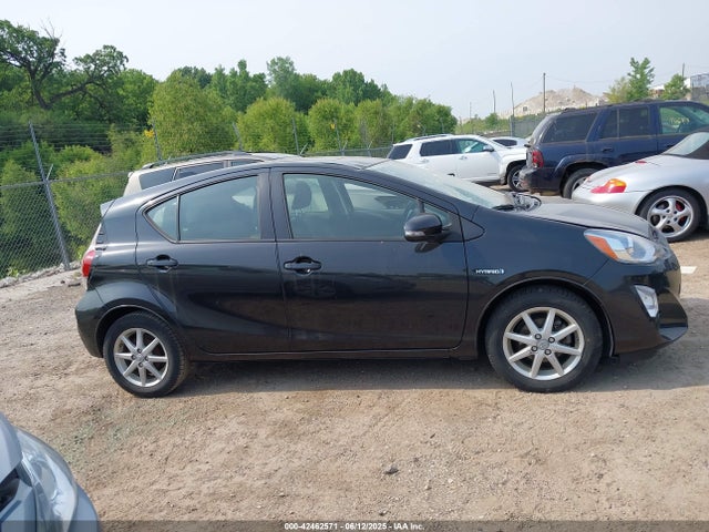 JTDKDTB36G1135896 Toyota 1nz-fxe+1lm