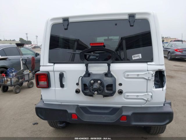 1C4HJXEG5PW581632 Jeep Wrangler 4-door Sahara Altitude 4x4