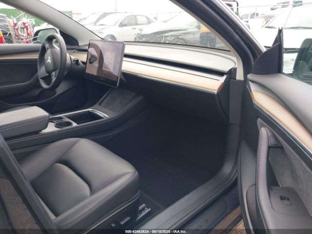 2022 TESLA MODEL 3 5YJ3E1EA9NF108373 Photo 4