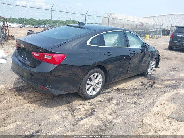 1G1ZD5STXSF125922 Chevrolet Malibu Fwd 1lt