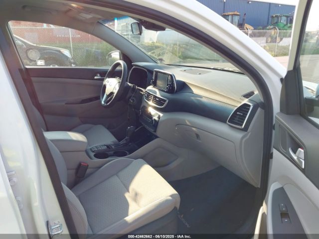 2019 HYUNDAI TUCSON KM8J2CA49KU872136 Photo 4