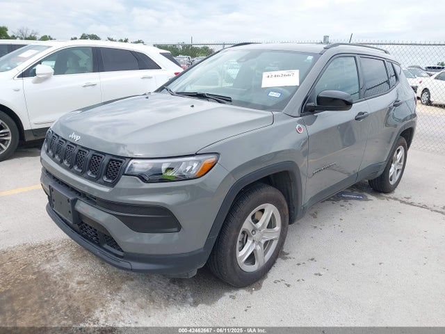 Jeep Compass 2024 3C4NJDAN1RT583022 Image 2