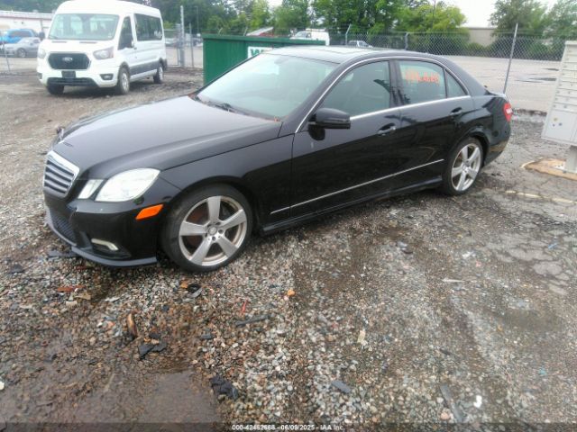 2011 MERCEDES-BENZ E 350 WDDHF5GB1BA499805 Photo 1