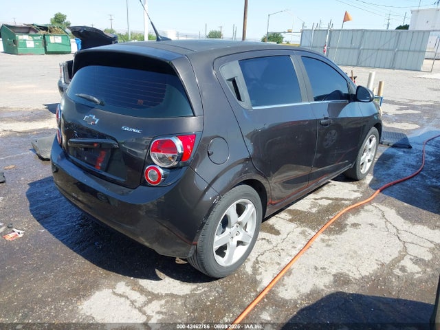 1G1JC6SH3E4132678 Chevrolet Sonic Lt Auto
