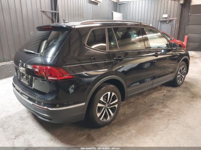 2024 VOLKSWAGEN TIGUAN 3VVFB7AX2RM134769 Photo 3