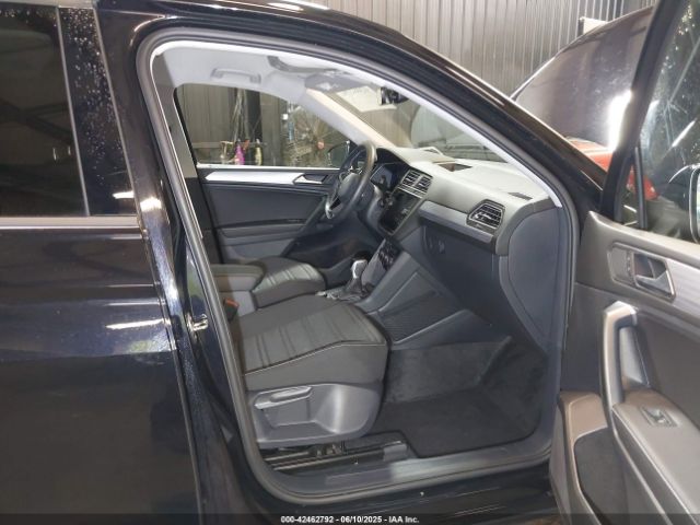 2024 VOLKSWAGEN TIGUAN 3VVFB7AX2RM134769 Photo 4