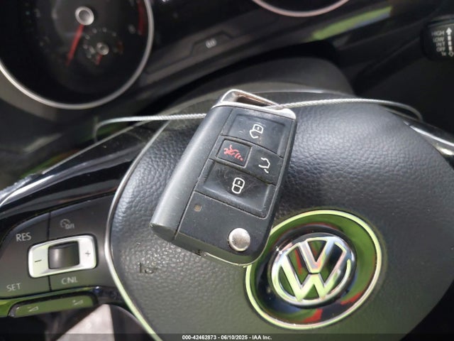 Volkswagen Tiguan 2018 3VV3B7AX7JM222398 Image 11