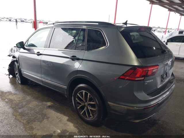 Volkswagen Tiguan 2018 3VV3B7AX7JM222398 Image 3