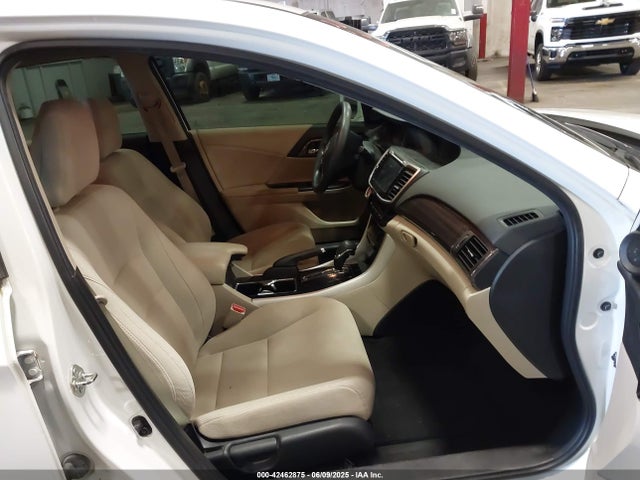 1HGCR2F75HA151703 Honda k24w1