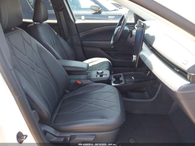 2021 FORD MUSTANG MACH-E 3FMTK1RM1MMA49774 Photo 4