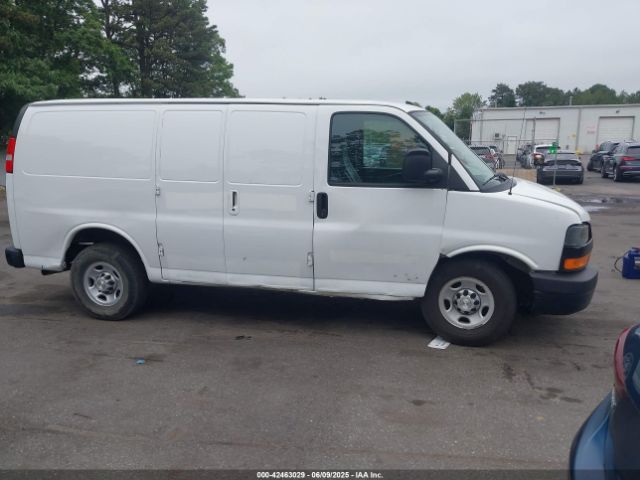 1GCWGAF72N1142965 Chevrolet Express Cargo Rwd 2500 Regular Wheelbase Wt