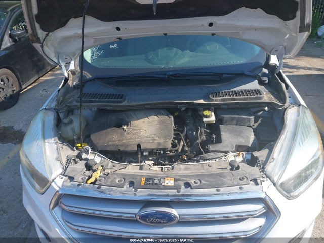 1FMCU9GD9HUA29351 Ford ESCAPE SE
