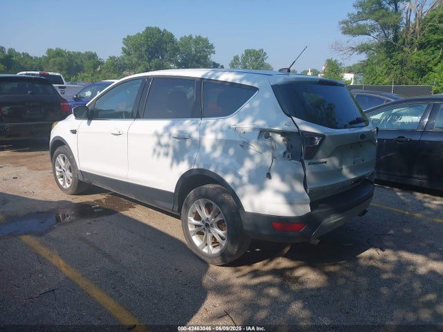 1FMCU9GD9HUA29351 Ford ESCAPE SE
