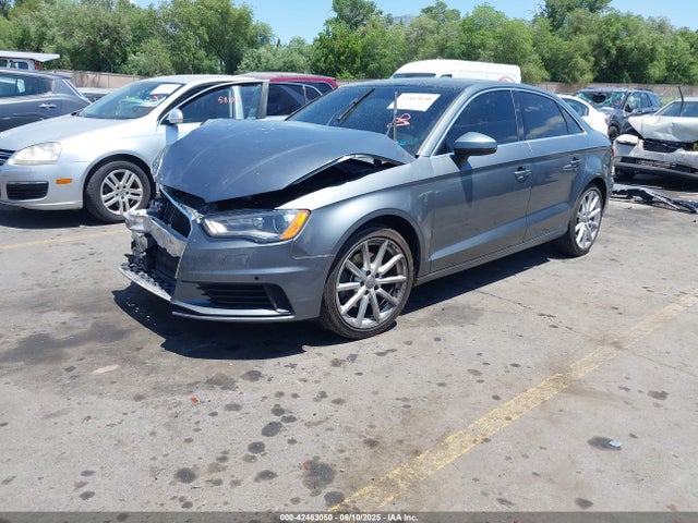 Audi A3 2015 WAUEFGFF5F1022150 Image 2