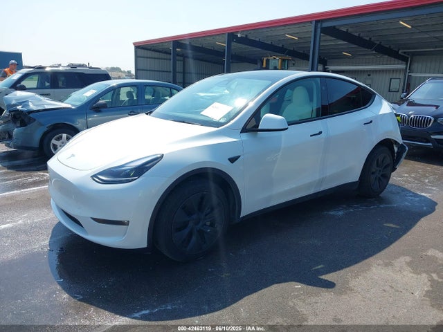 2024 TESLA MODEL Y 7SAYGDEE7RF202104 Photo 1