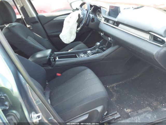 2018 MAZDA MAZDA6 JM1GL1UM3J1310339 Photo 4