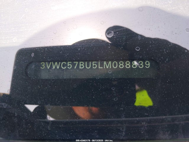 3VWC57BU5LM088839 Volkswagen 1.4 tsi