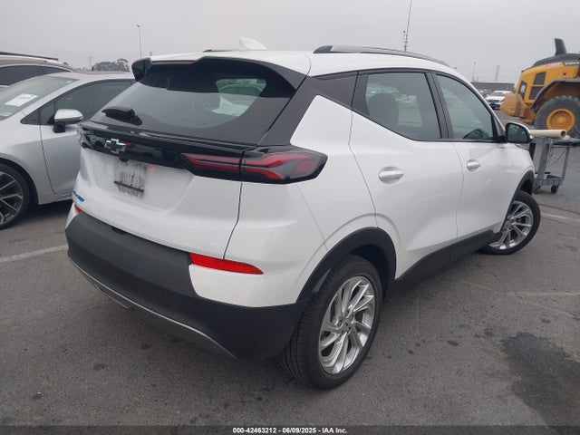 1G1FY6S04P4202631 Chevrolet 2023