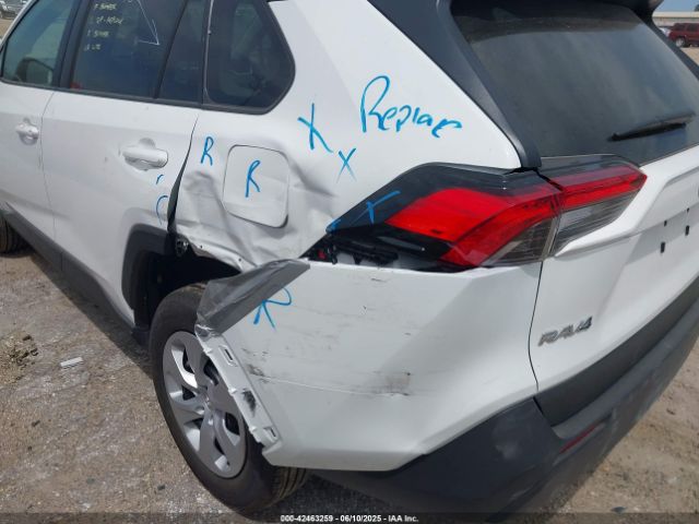 2T3F1RFV2SW526465 Toyota RAV4 LE