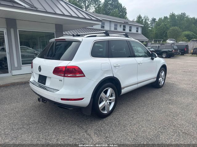 2013 VOLKSWAGEN TOUAREG WVGEF9BP3DD005660 Photo 3