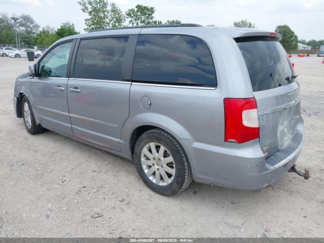 2015 CHRYSLER TOWN & COUNTRY 2C4RC1BG0FR577463 Photo 2