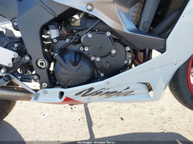 JKBZXJK18SA007800 Kawasaki Ninja Zx-6r