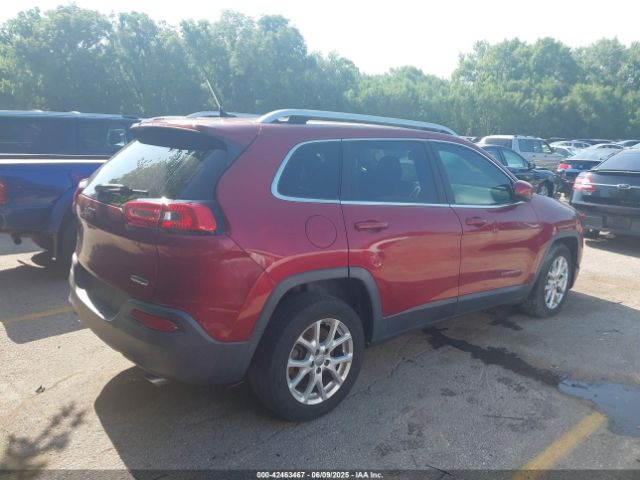 1C4PJLCS0EW106284 Jeep Cherokee Latitude