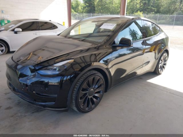 5YJYGDEF8MF140887 Tesla 2021