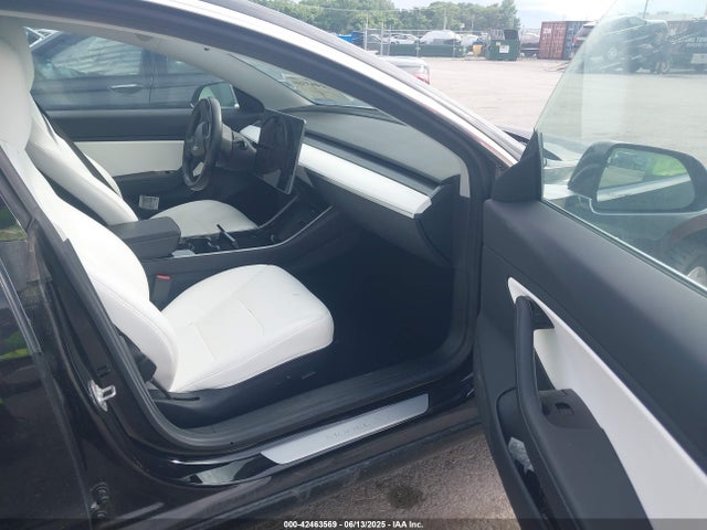 Tesla MODEL 3 2018 5YJ3E1EB5JF100368 Image 5
