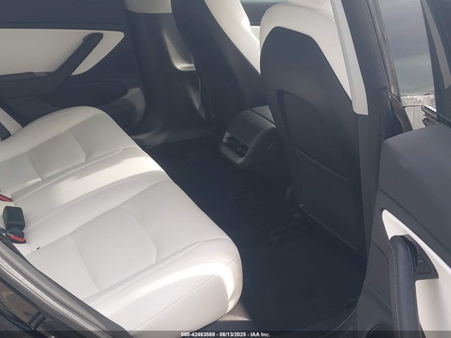 Tesla MODEL 3 2018 5YJ3E1EB5JF100368 Image 8