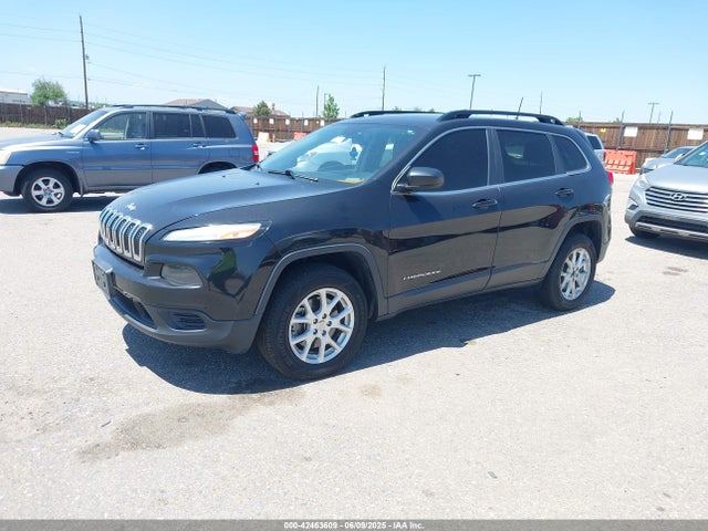1C4PJMAS4GW268625 Jeep Cherokee Sport