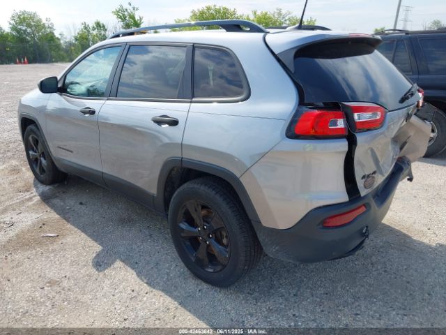 1C4PJMAB2HW587863 Jeep Cherokee