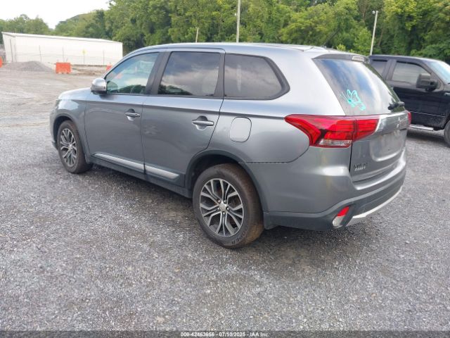 2016 MITSUBISHI OUTLANDER JA4AZ3A33GZ015743 Photo 2