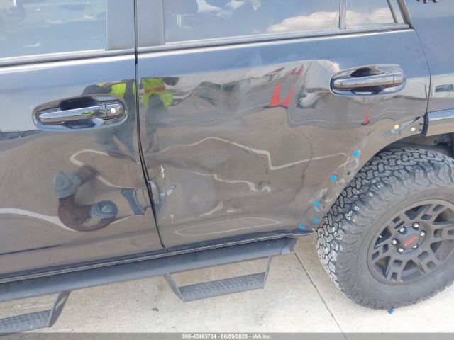 2018 TOYOTA 4RUNNER JTEBU5JR8J5609165 Photo 5