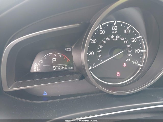 3MZBN1L30JM178749 Mazda py