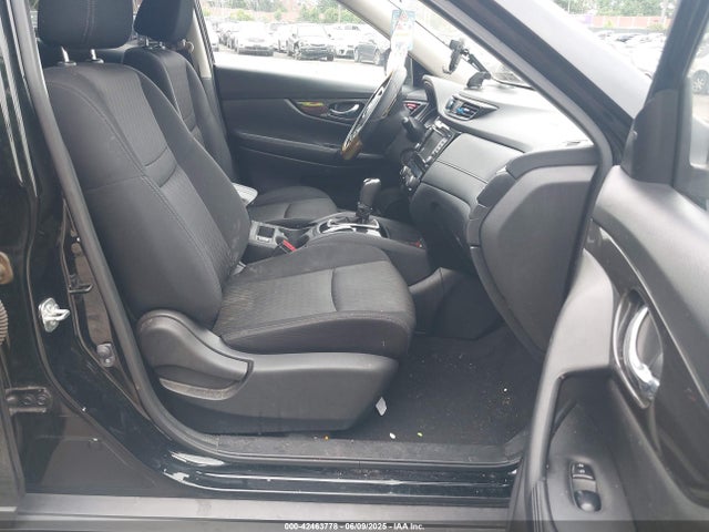 JN8AT2MV4KW392935 Nissan 2019