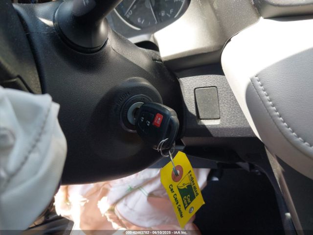 2017 TOYOTA RAV4 2T3RFREVXHW587992 Photo 10