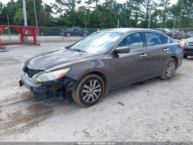 1N4AL3AP8GC237522 Nissan 2016