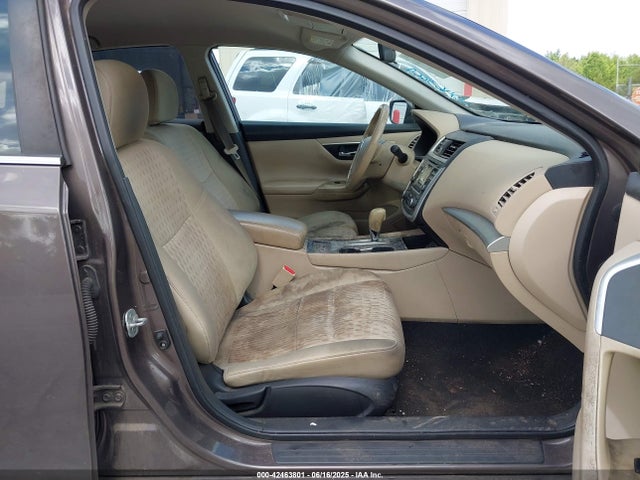 1N4AL3AP8GC237522 Nissan 2016