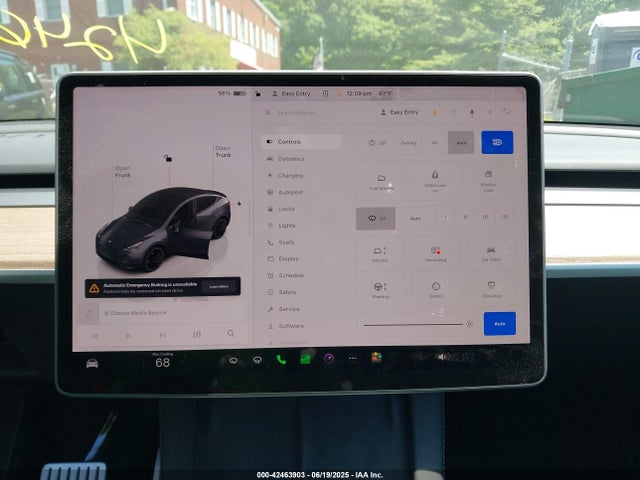 Tesla Model Y 2023 7SAYGDEF7PF700602 Image 18
