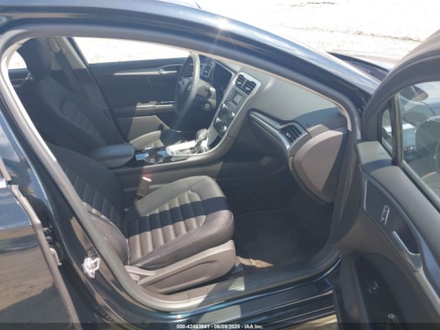 3FA6P0H7XER319071 Ford FUSION SE