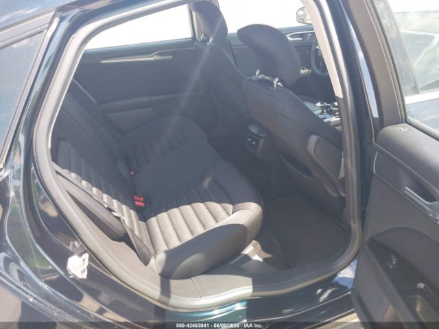 3FA6P0H7XER319071 Ford FUSION SE