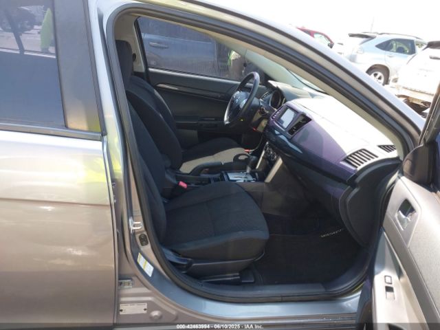 2017 MITSUBISHI LANCER JA32U2FU5HU007807 Photo 4