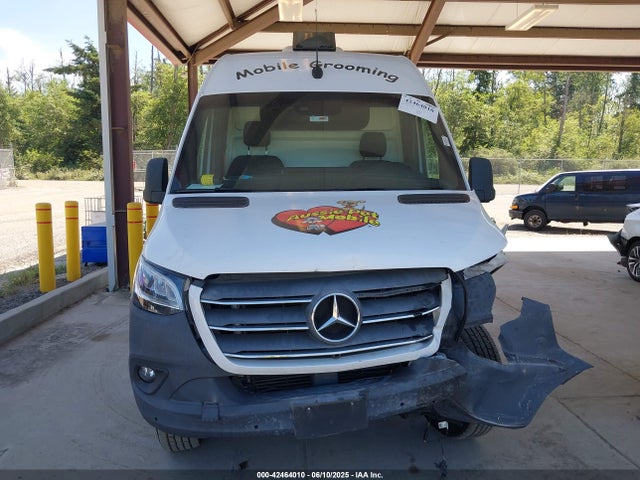 W1W4EBHY1LT020452 Mercedes-Benz om642