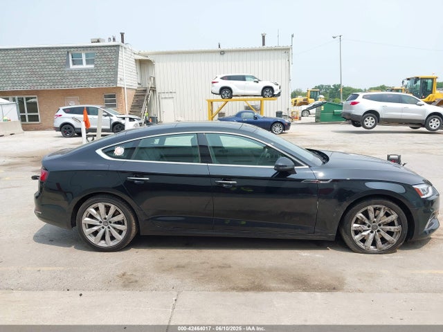 Audi 2018 2018 WAUBNCF57JA136908 Image 13