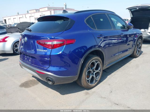 2022 ALFA ROMEO STELVIO ZASPAKBN8N7D36792 Photo 3