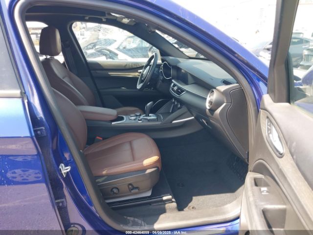 2022 ALFA ROMEO STELVIO ZASPAKBN8N7D36792 Photo 4