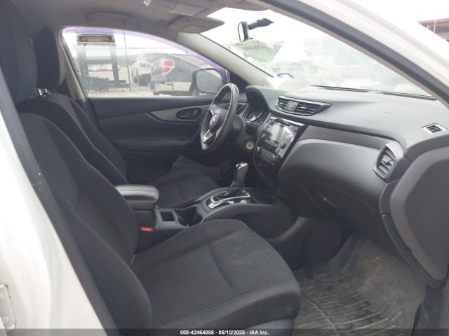 JN1BJ1CP5JW103615 Nissan Rogue Sport S