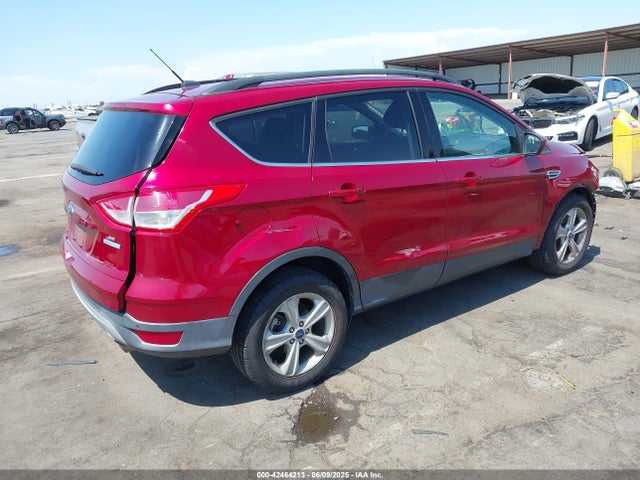 1FMCU0GX5GUB39043 Ford ESCAPE SE