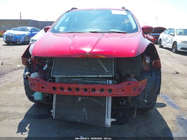 1FMCU0GX5GUB39043 Ford ESCAPE SE